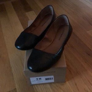 Lucky Emeralda Flat | 9 | EUC